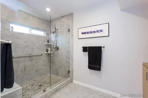 10565 Burned Oak Ln, Escondido, CA 92026 photo 22