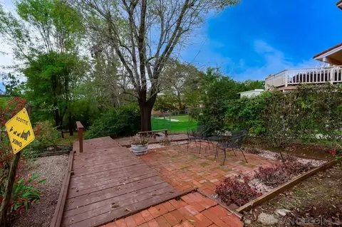 10565 Burned Oak Ln, Escondido, CA 92026 photo 32