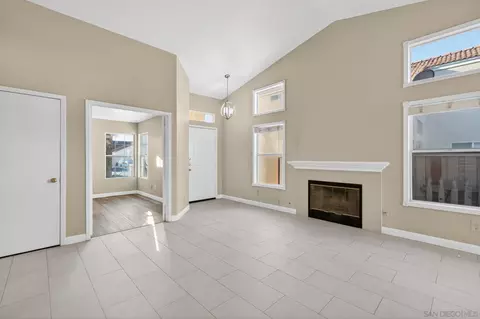 Living - 31850 Via Barraza, Temecula, CA 92592 photo 2 of 4