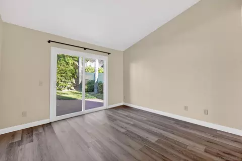 Living - 31850 Via Barraza, Temecula, CA 92592 photo 4 of 4