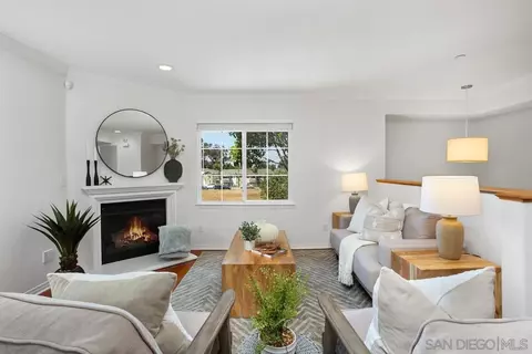 Living - 4007 Bluff View Way, Carlsbad, CA 92008 photo 2 of 5