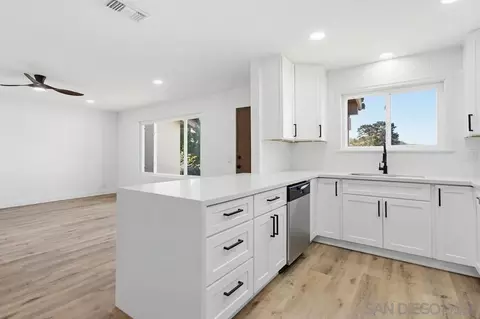 4379 Albatross Way, Oceanside, CA 92057
