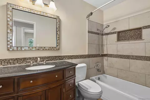 Bath - 1491 Louise Dr, Alpine, CA 91901 photo 1 of 2