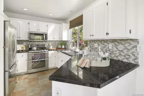 4073 Ivey Vista Way, Oceanside, CA 92057 photo 7