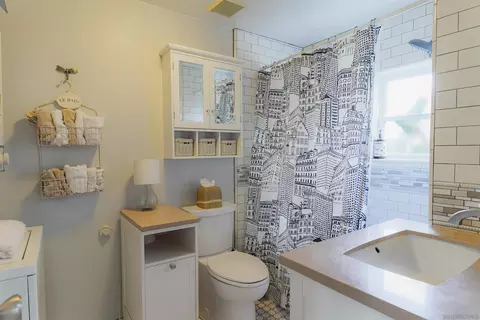 Bath - 210 E 6th Ave, Escondido, CA 92025 photo 10 of 11