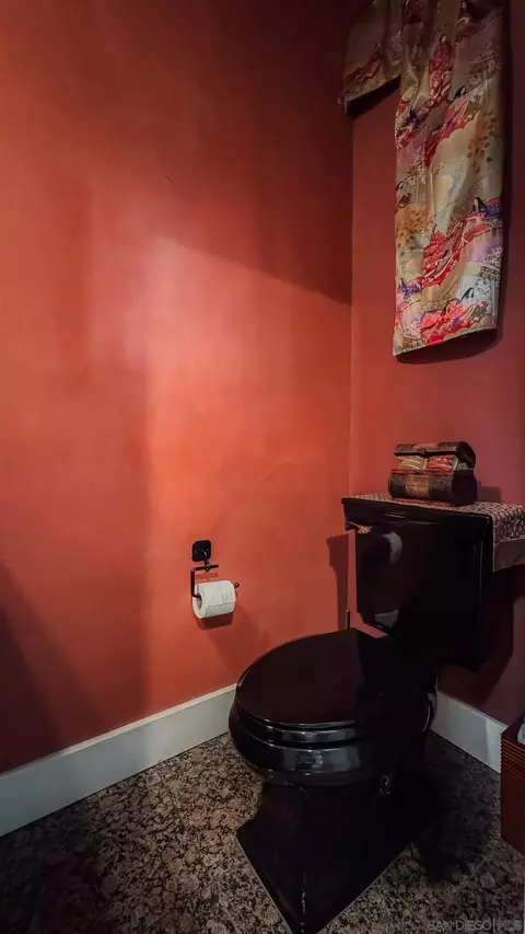 Bath - 210 E 6th Ave, Escondido, CA 92025 photo 4 of 11