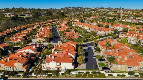 View/Area - 1618 Caminito Solidago, La Jolla, CA 92037 photo 7 of 11