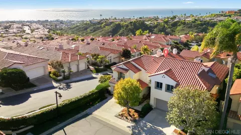View/Area - 1618 Caminito Solidago, La Jolla, CA 92037 photo 2 of 11