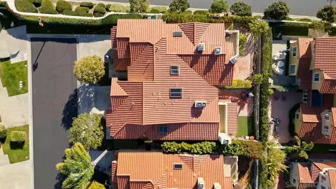 View/Area - 1618 Caminito Solidago, La Jolla, CA 92037 photo 1 of 11