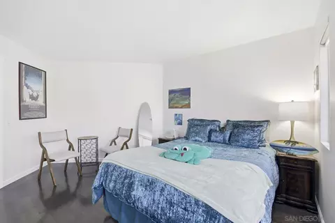 Bedroom - 1618 Caminito Solidago, La Jolla, CA 92037 photo 6 of 9