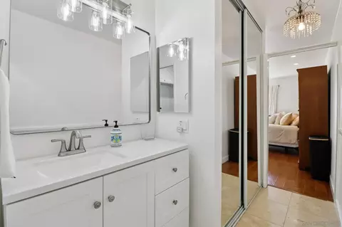 Bath - 816 Caminito Azul, Carlsbad, CA 92011 photo 1 of 4