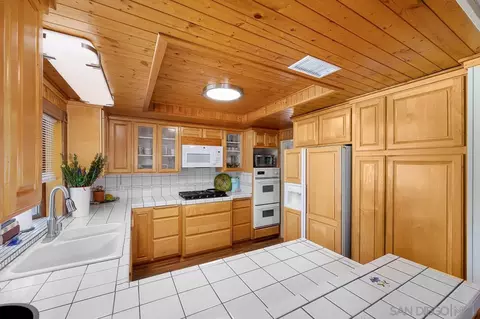 Kitchen - 2030 Seca St, El Cajon, CA 92019 photo 5 of 5