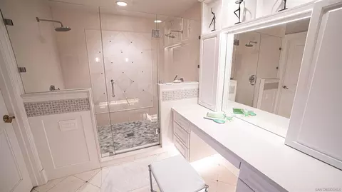 Bath - 516 Whisper Wind Dr, Encinitas, CA 92024 photo 3 of 3