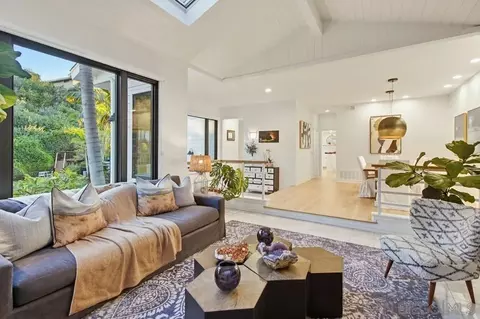 Living - 778 La Canada St, La Jolla, CA 92037 photo 1 of 3