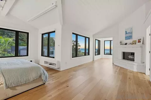 Bedroom - 778 La Canada St, La Jolla, CA 92037 photo 2 of 5