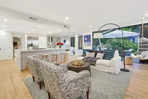 Living - 778 La Canada St, La Jolla, CA 92037 photo 3 of 3