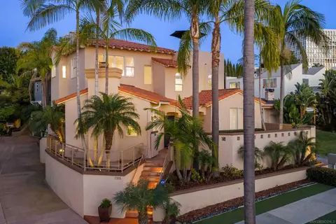 7355 Fay Ave, La Jolla, CA 92037