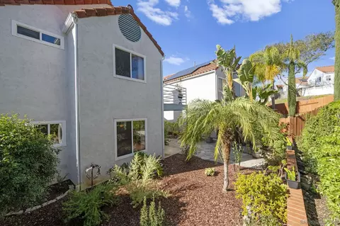 Exterior - 10503 Flora Azalea Ct, Santee, CA 92071 photo 5 of 10