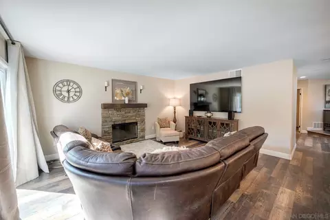 Living - 15005 Garden Rd, Poway, CA 92064 photo 1 of 2