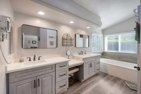 Bath - 15005 Garden Rd, Poway, CA 92064 photo 5 of 6