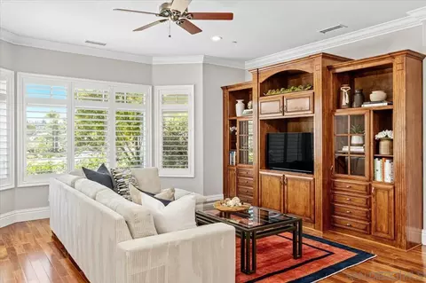 Living - 13391 Old Winemaster Ct, Poway, CA 92064 photo 6 of 6