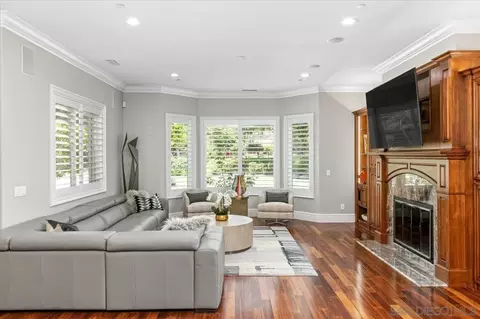 Living - 13391 Old Winemaster Ct, Poway, CA 92064 photo 5 of 6