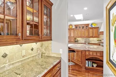 Kitchen - 13391 Old Winemaster Ct, Poway, CA 92064 photo 3 of 7