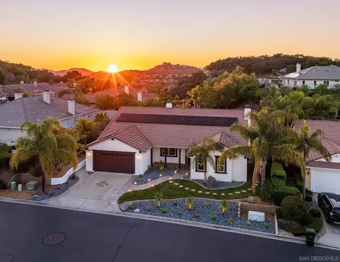 10528 Pinion Trl, Escondido, CA 92026