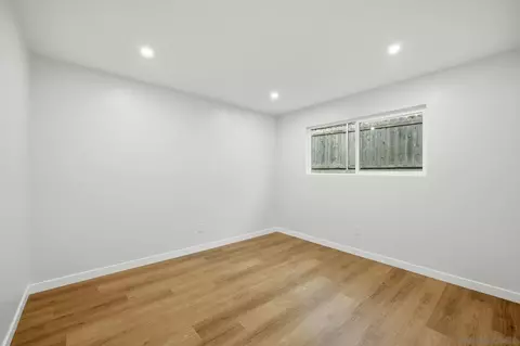 8644 Eileen St, Spring Valley, CA 91977 photo 18