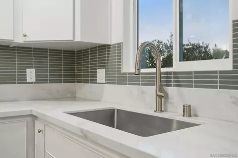 8644 Eileen St, Spring Valley, CA 91977 photo 13