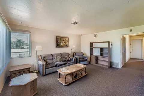 Living - 6927 Waite Dr, La Mesa, CA 91941 photo 2 of 5