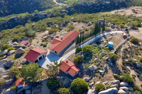 41482 Rocky Ridge Ct, Aguanga, CA 92536