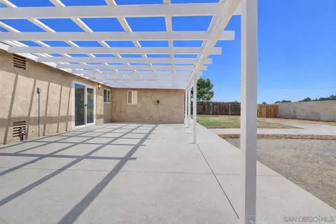 557 Parkbrook St, Spring Valley, CA 91977 photo 7