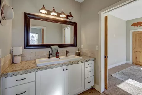 Bath - 11611 Rancho Heights Rd, Pala, CA 92059 photo 2 of 4