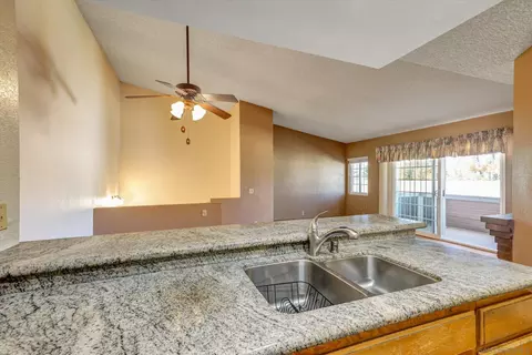 Kitchen - 10210 Palm Glen Dr #72, Santee, CA 92071 photo 2 of 2