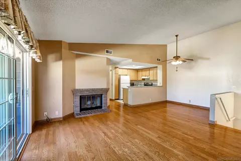 10210 Palm Glen Dr #72, Santee, CA 92071