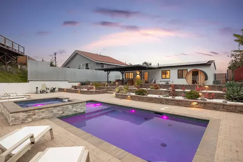 3011 Lloyd St, San Diego, CA 92117