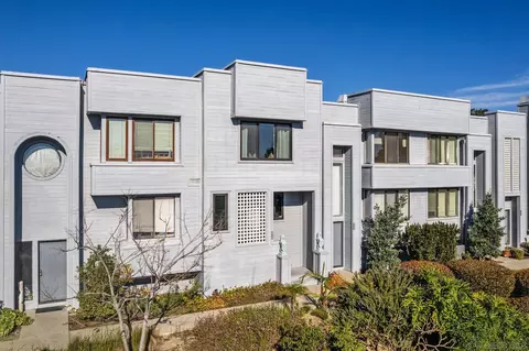 Exterior - 959 Intrepid Ct, Del Mar, CA 92014 photo 1 of 5