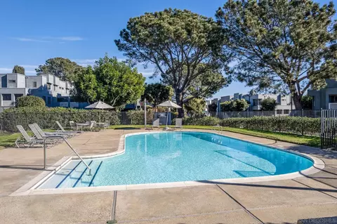 Exterior - 959 Intrepid Ct, Del Mar, CA 92014 photo 4 of 5