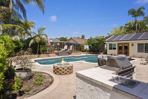 Exterior - 1510 Orangeview Dr #1-2, Encinitas, CA 92024 photo 9 of 11