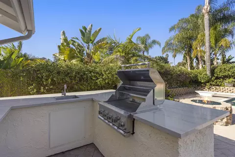Kitchen - 1510 Orangeview Dr #1-2, Encinitas, CA 92024 photo 7 of 7