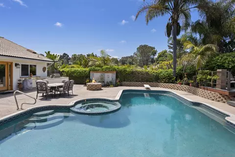 Exterior - 1510 Orangeview Dr #1-2, Encinitas, CA 92024 photo 7 of 11