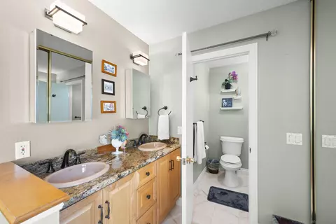 Bath - 1510 Orangeview Dr #1-2, Encinitas, CA 92024 photo 1 of 5