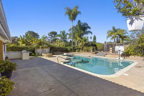 Exterior - 1510 Orangeview Dr #1-2, Encinitas, CA 92024 photo 5 of 11
