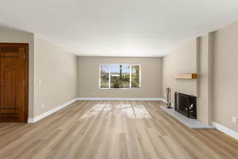 Living - 1510 Orangeview Dr #1-2, Encinitas, CA 92024 photo 6 of 12
