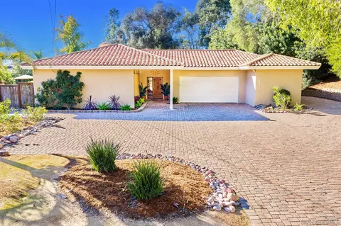Exterior - 4588 Conrad Dr, La Mesa, CA 91941 photo 5 of 5
