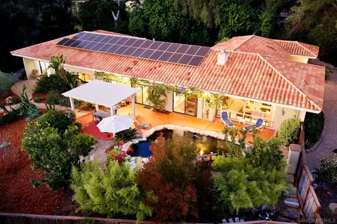4588 Conrad Dr, La Mesa, CA 91941