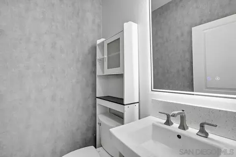Bath - 1644 Cuyamaca Ave, Spring Valley, CA 91977 photo 1 of 3
