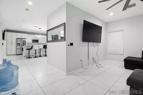 Entry Way - 1644 Cuyamaca Ave, Spring Valley, CA 91977 photo 3 of 4