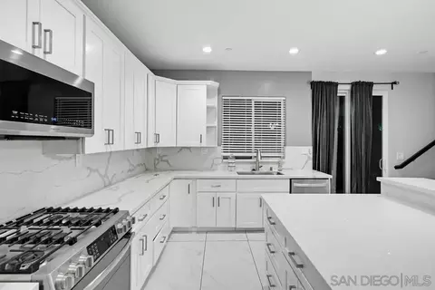 Kitchen - 1644 Cuyamaca Ave, Spring Valley, CA 91977 photo 4 of 6